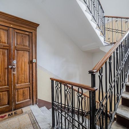 Lovely Apartment In Milano-Porta Romana W/ Balcony Dış mekan fotoğraf