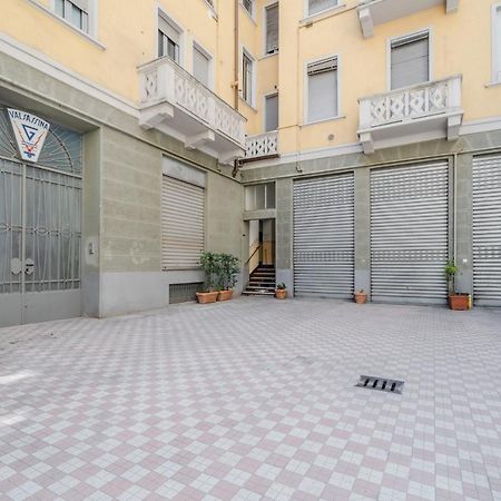 Lovely Apartment In Milano-Porta Romana W/ Balcony Dış mekan fotoğraf