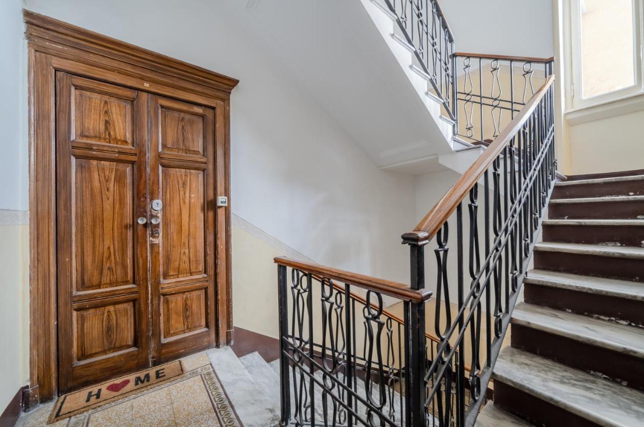 Lovely Apartment In Milano-Porta Romana W/ Balcony Dış mekan fotoğraf